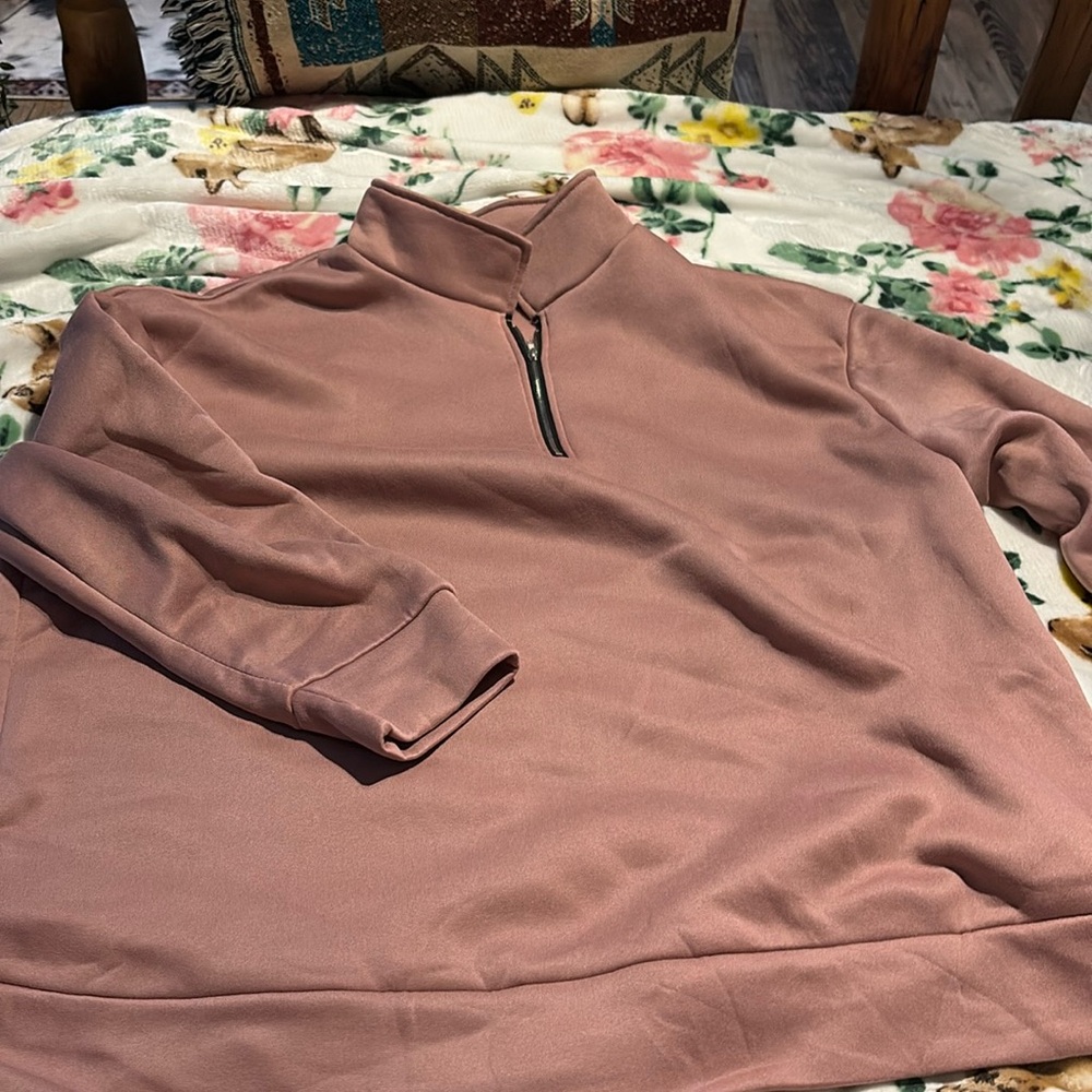 Quarter zip plus size
